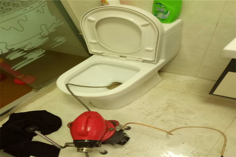 安居如何疏通马桶 疏通马桶多少钱